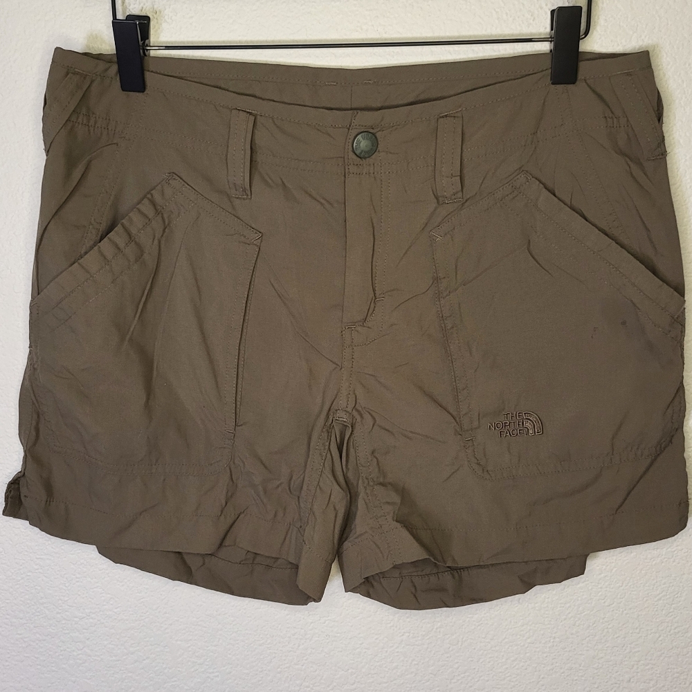 The North Face Nylon Hiking Shorts size 8